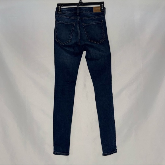 American Eagle Next Level High-Waisted Jegging Dark Wash 00 Regular EUC - Picture 2 of 6